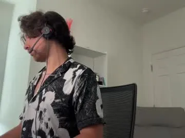 chrismac101303 – webcam model profile photo