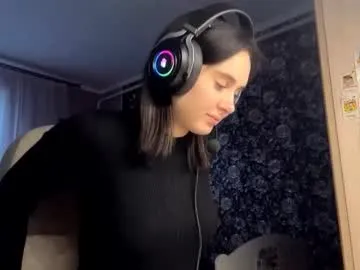 coco_charmel – webcam model profile photo