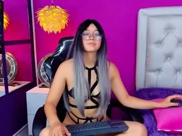 crystal_rouge – webcam model profile photo