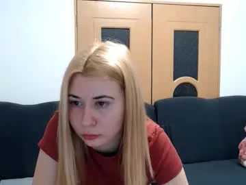 dianasmiey7 – webcam model profile photo