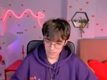 emmanuel_shine webcam model