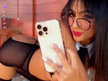 izzywild1 – webcam model profile photo