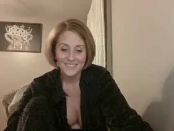 joliexx41 – webcam model profile photo