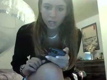 kaylaelizabeth97 webcam model