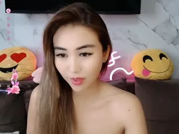 lilulilee – webcam model profile photo