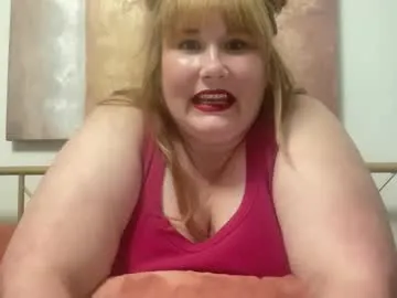 mollymayhem42069 – webcam model profile photo