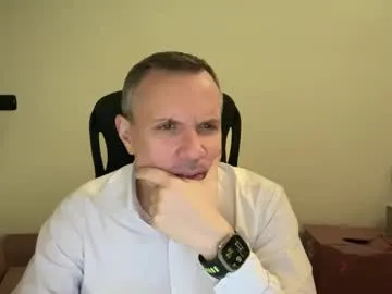 niceshy_71 – webcam model profile photo