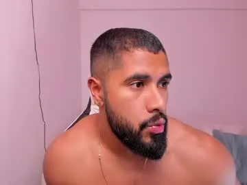 santiago_huntt – webcam model profile photo