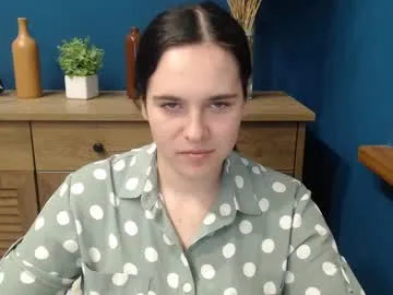 shy_lil – webcam model profile photo