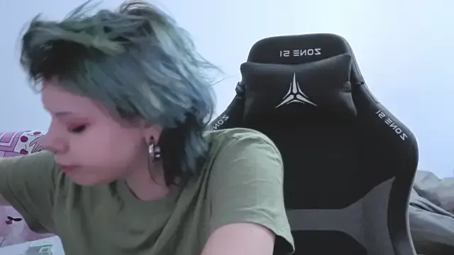 Alice_Zev – webcam model profile photo