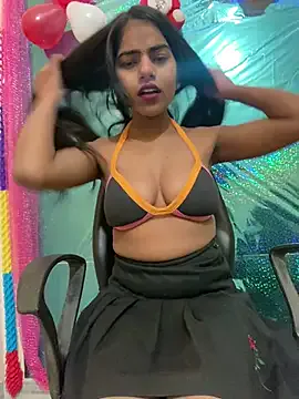 Alisha_Babyy – webcam model profile photo