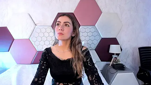 AriaRous – webcam model profile photo