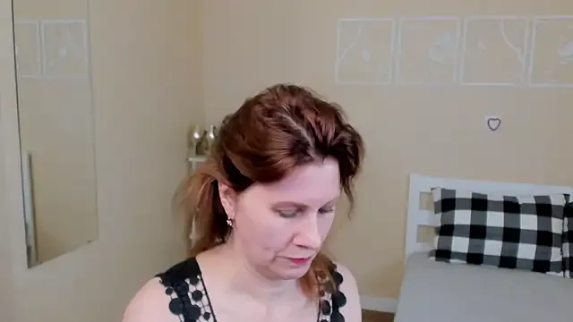 FoxySophia – webcam model profile photo