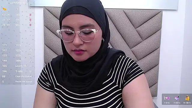 heluejamil – webcam model profile photo