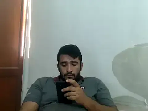 isearchcompany – webcam model profile photo