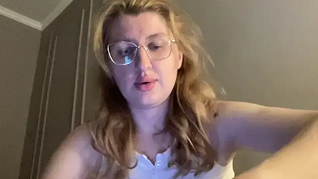Kadayy1 – webcam model profile photo