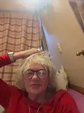 ladyboatlady – webcam model profile photo