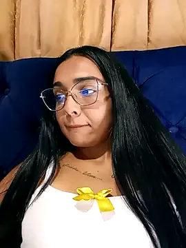 Moonn_danii1 – webcam model profile photo