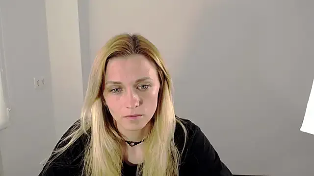 PeppyMia – webcam model profile photo