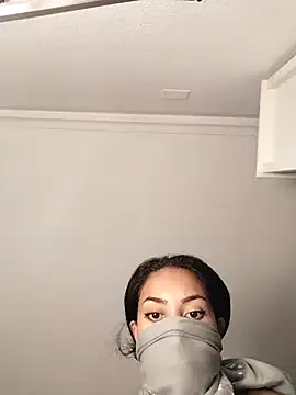 sarahvergen – webcam model profile photo