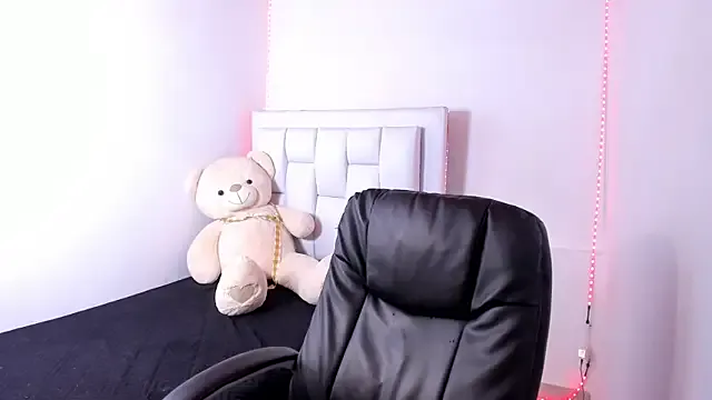 ssofia_25 – webcam model profile photo