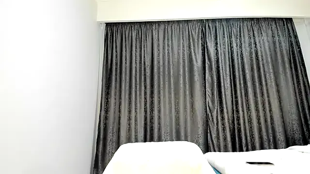 sweetlipsy_ – webcam model profile photo