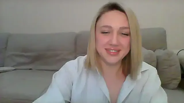 VickyLove047 – webcam model profile photo